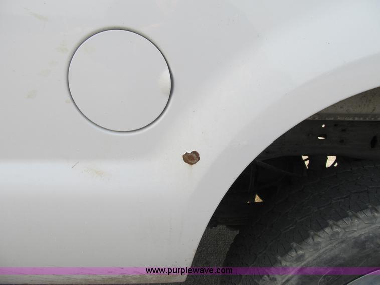 image for item A4930 2006 Ford F250 XLT Super Duty pickup truck