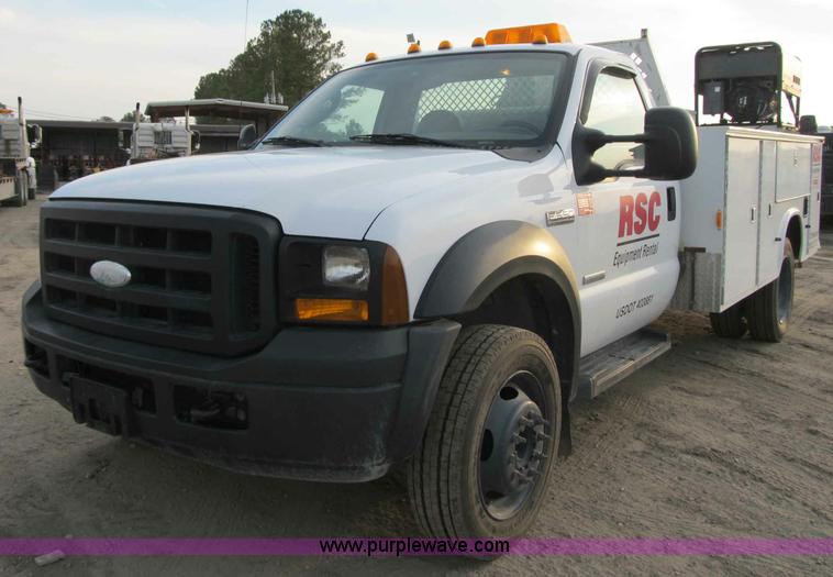 image for item A4931 2007 Ford F550 XL Super Duty service truck
