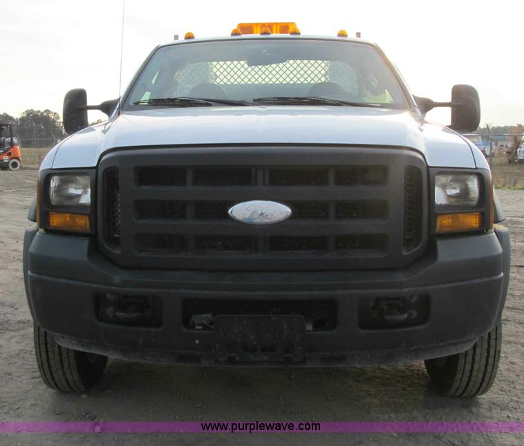 image for item A4931 2007 Ford F550 XL Super Duty service truck