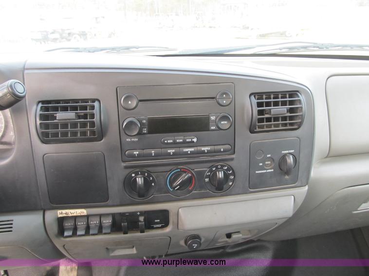 image for item A4931 2007 Ford F550 XL Super Duty service truck