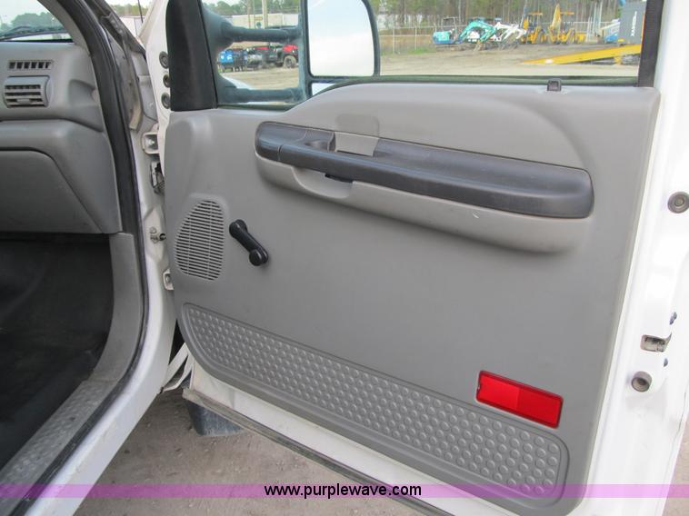 image for item A4931 2007 Ford F550 XL Super Duty service truck