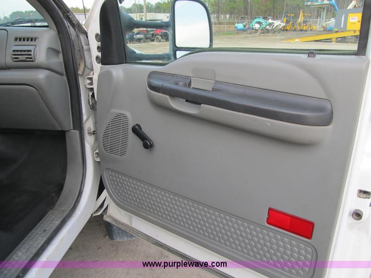 image for item A4931 2007 Ford F550 XL Super Duty service truck