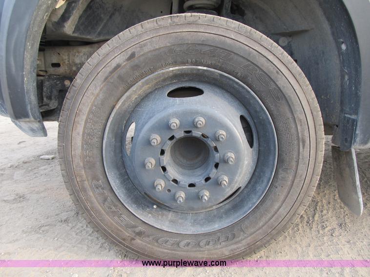 image for item A4931 2007 Ford F550 XL Super Duty service truck
