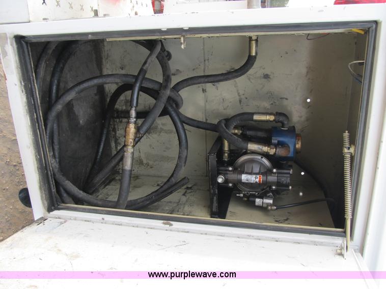 image for item A4931 2007 Ford F550 XL Super Duty service truck