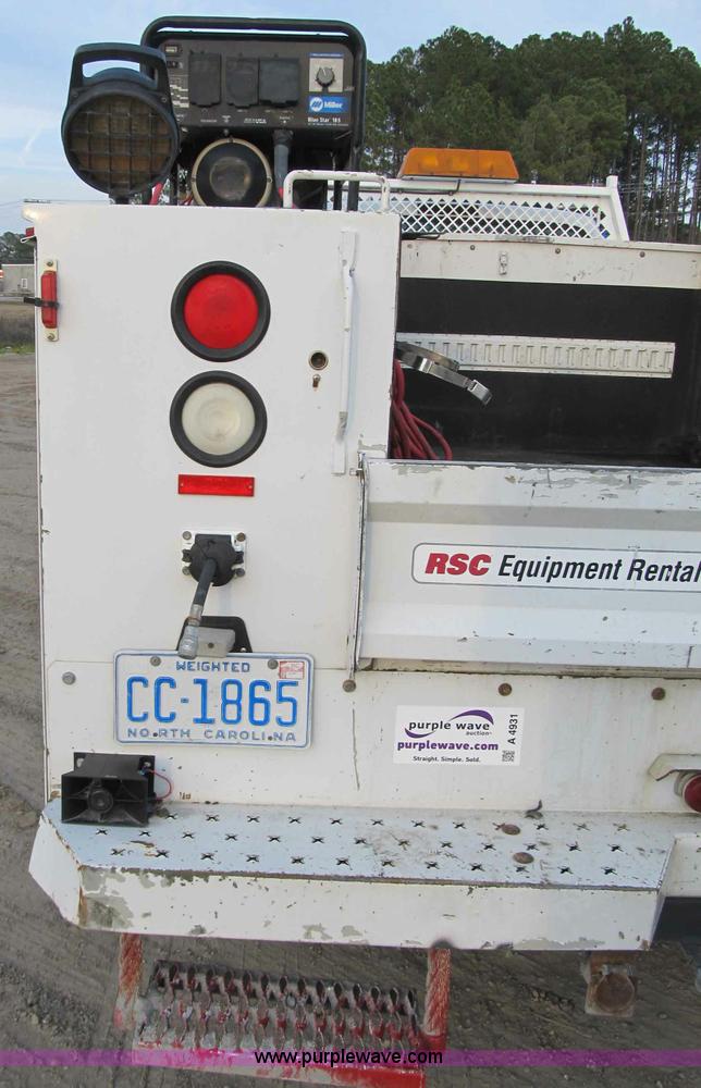 image for item A4931 2007 Ford F550 XL Super Duty service truck