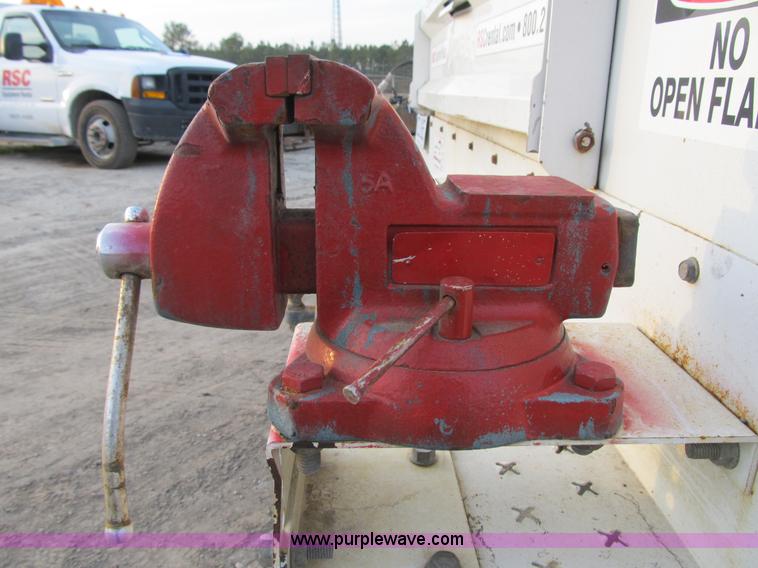 image for item A4931 2007 Ford F550 XL Super Duty service truck