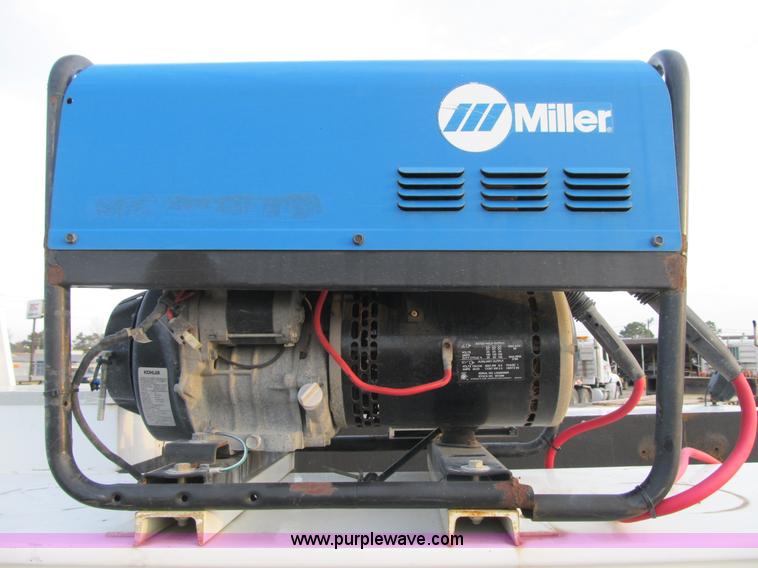 image for item A4931 2007 Ford F550 XL Super Duty service truck