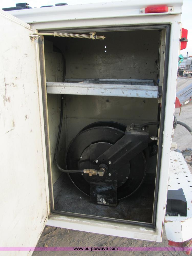 image for item A4931 2007 Ford F550 XL Super Duty service truck