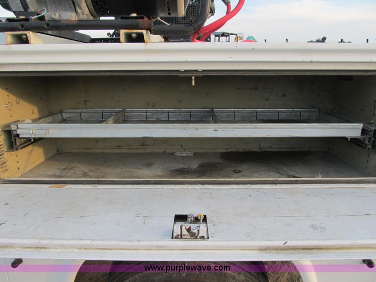 image for item A4931 2007 Ford F550 XL Super Duty service truck