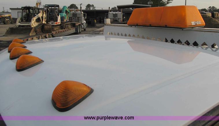 image for item A4931 2007 Ford F550 XL Super Duty service truck