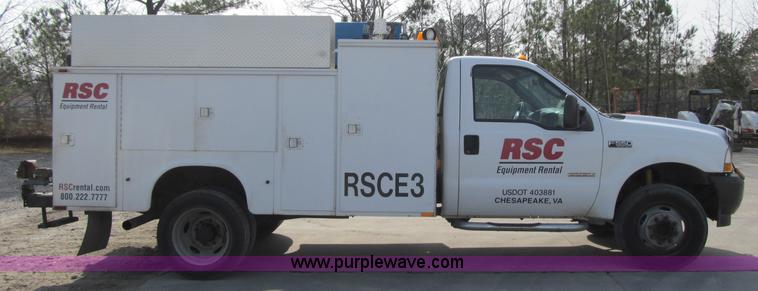image for item A4932 2004 Ford F550 XL Super Duty service truck