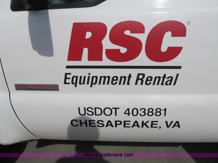 image for item A4932 2004 Ford F550 XL Super Duty service truck