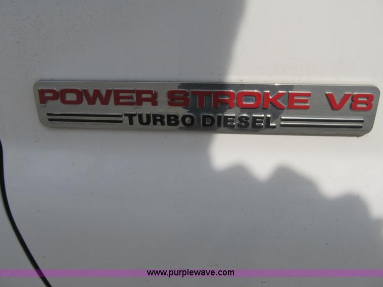 image for item A4932 2004 Ford F550 XL Super Duty service truck