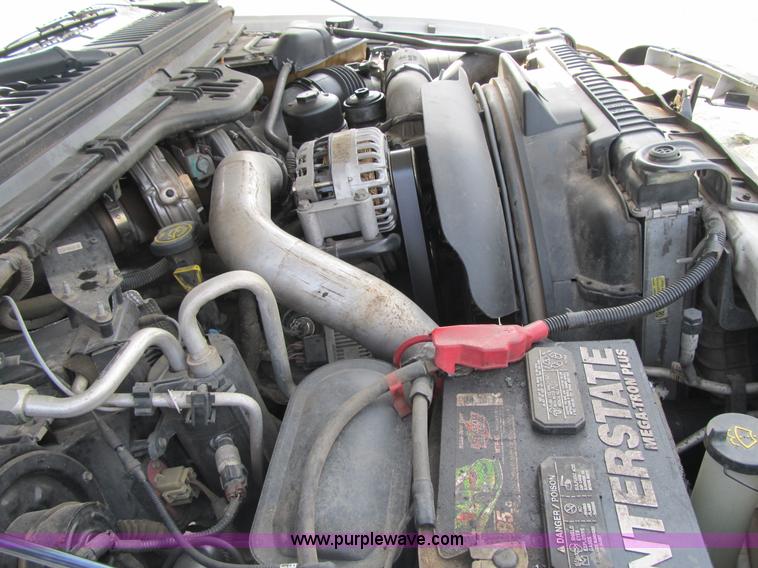 image for item A4932 2004 Ford F550 XL Super Duty service truck