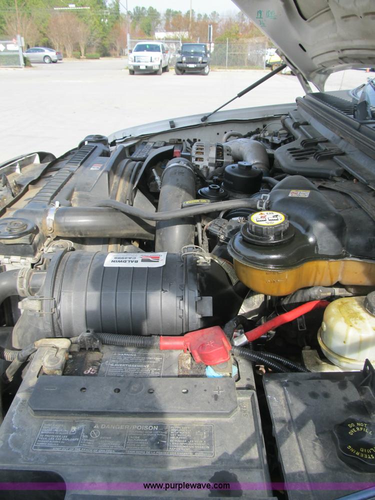 image for item A4932 2004 Ford F550 XL Super Duty service truck