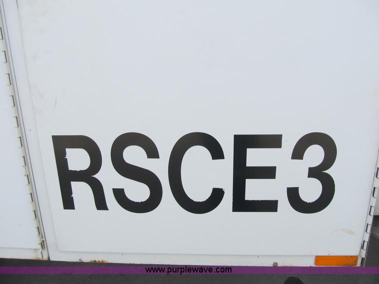 image for item A4932 2004 Ford F550 XL Super Duty service truck
