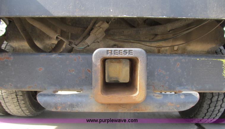 image for item A4932 2004 Ford F550 XL Super Duty service truck