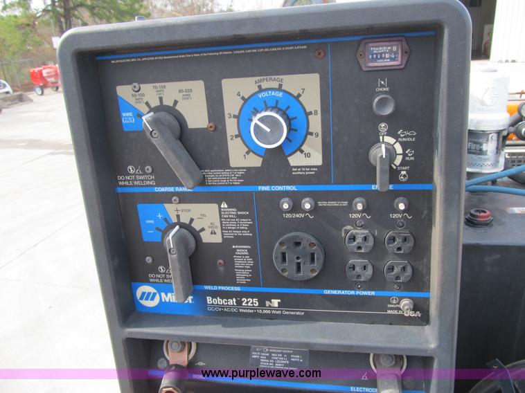 image for item A4932 2004 Ford F550 XL Super Duty service truck