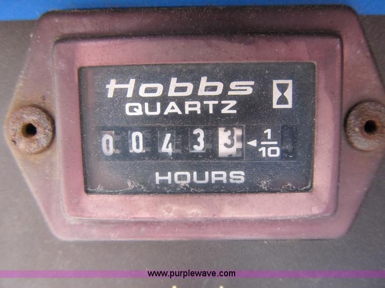 image for item A4932 2004 Ford F550 XL Super Duty service truck