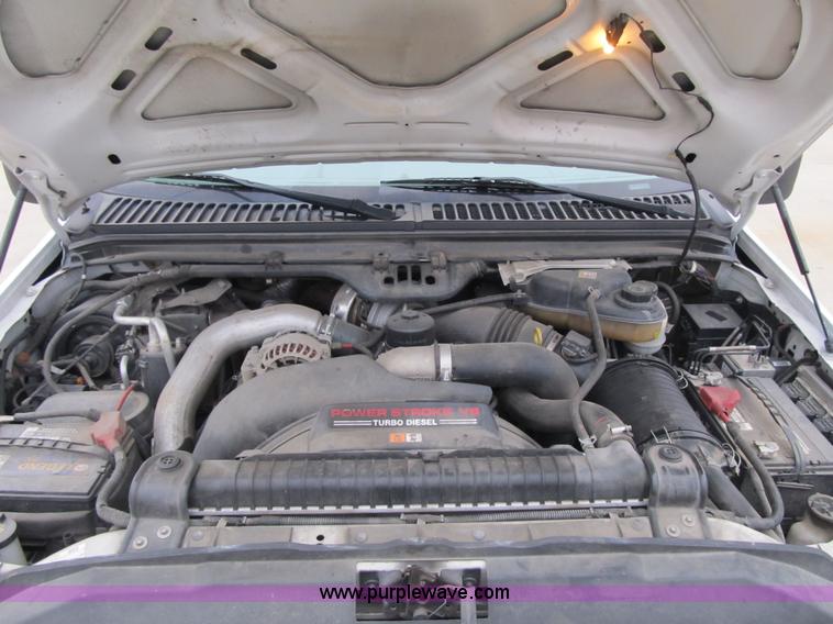 image for item A4933 2006 Ford F250 XLT Super Duty pickup truck