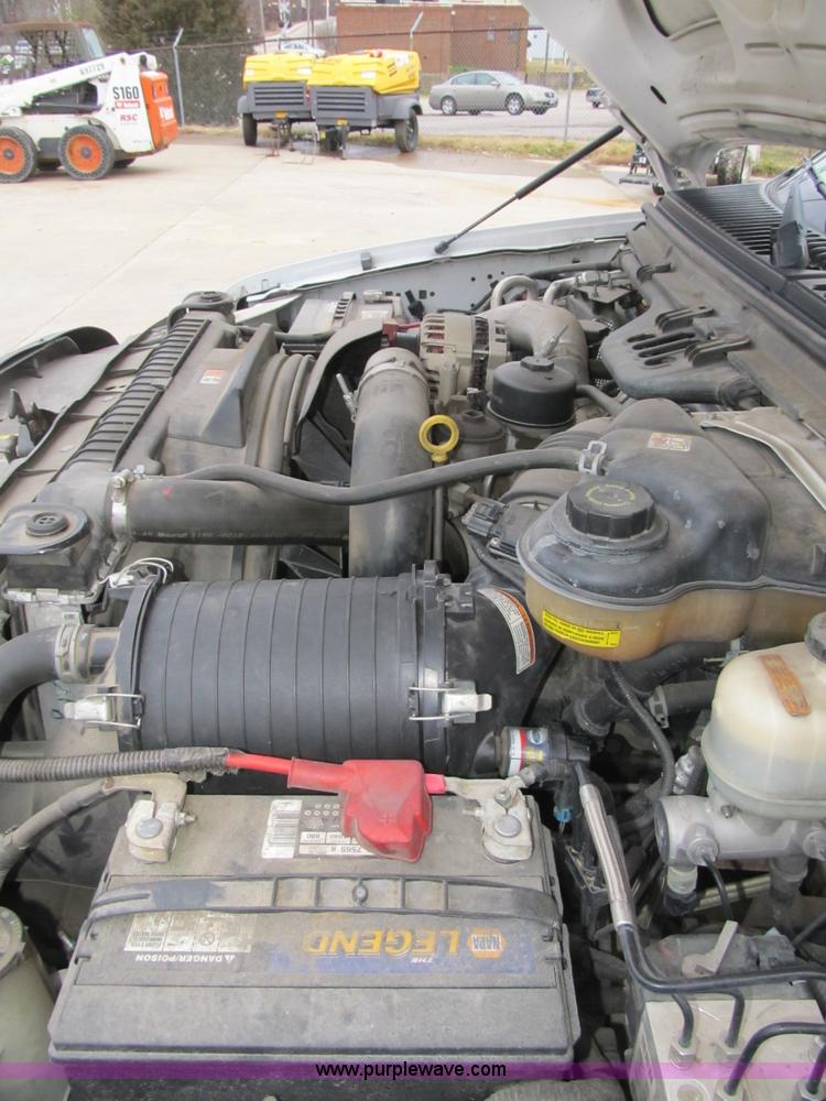 image for item A4933 2006 Ford F250 XLT Super Duty pickup truck