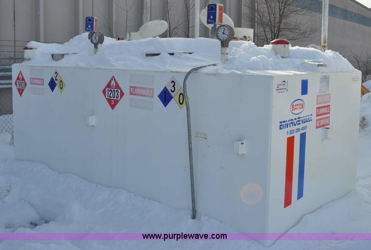 image for item A5853 Enviro Vault 2000 gallon fuel tank