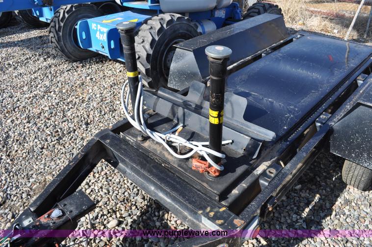 image for item A5854 2005 MGS generator trailer