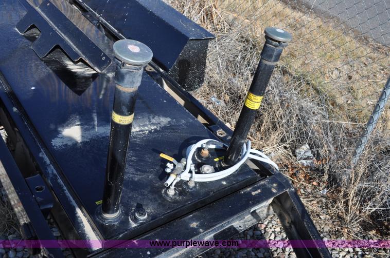 image for item A5856 2005 MGS generator trailer