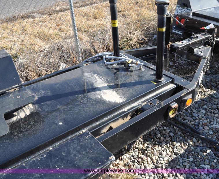 image for item A5856 2005 MGS generator trailer