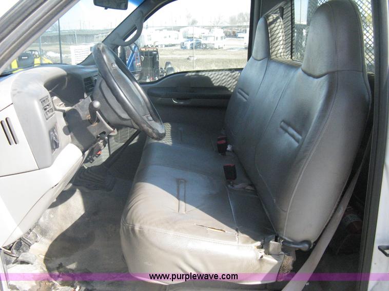 image for item A6055 2000 Ford F350 XL Super Duty pickup truck