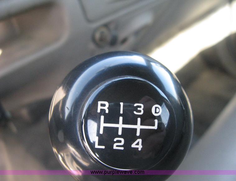 image for item A6055 2000 Ford F350 XL Super Duty pickup truck