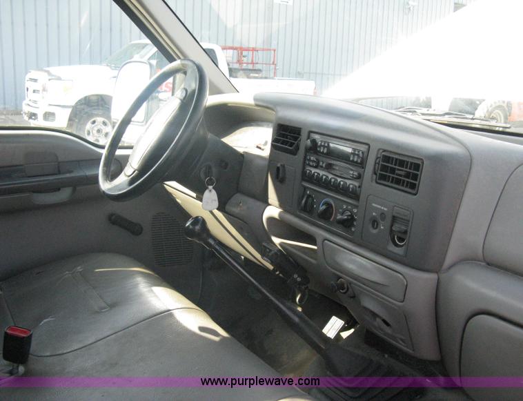 image for item A6055 2000 Ford F350 XL Super Duty pickup truck