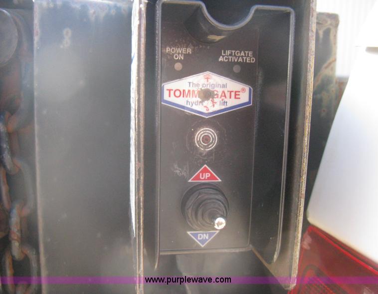 image for item A6055 2000 Ford F350 XL Super Duty pickup truck