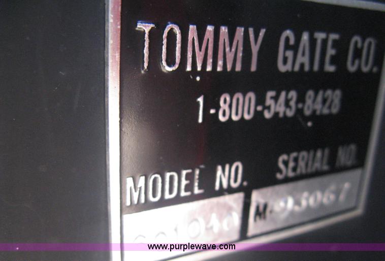 image for item A6055 2000 Ford F350 XL Super Duty pickup truck