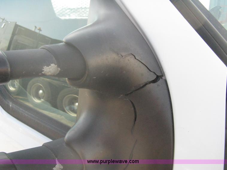 image for item A6055 2000 Ford F350 XL Super Duty pickup truck