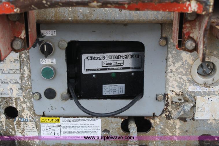 image for item A6760 2005 Skyjack SJIII 3219 scissor lift