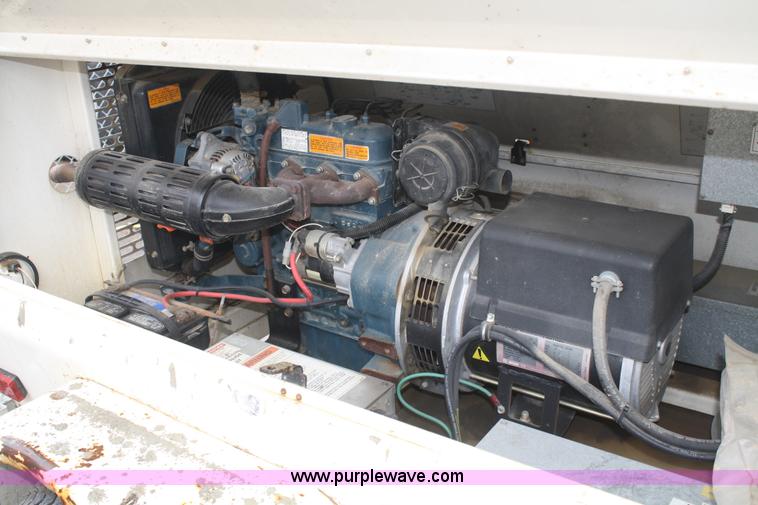 image for item A6761 2005 Terex Amida AL4000 light tower/generator