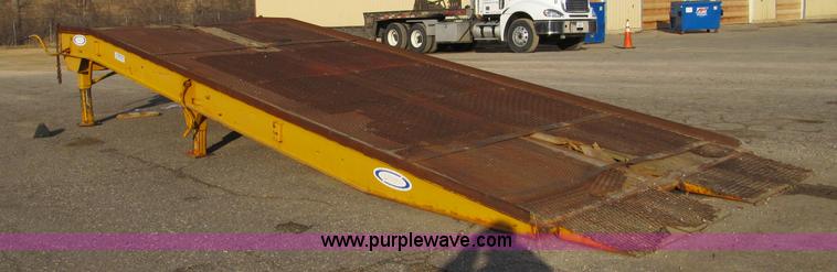 image for item A8071 Ledwell 25 portable loading dock ramp
