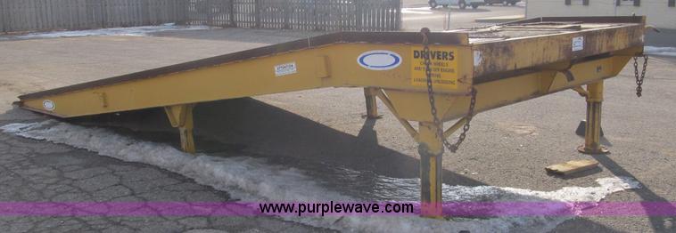 image for item A8071 Ledwell 25 portable loading dock ramp