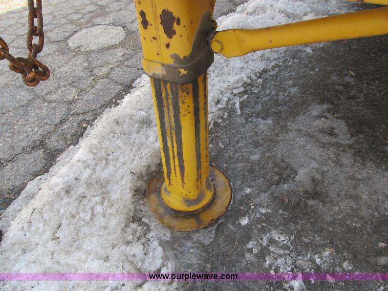 image for item A8071 Ledwell 25 portable loading dock ramp