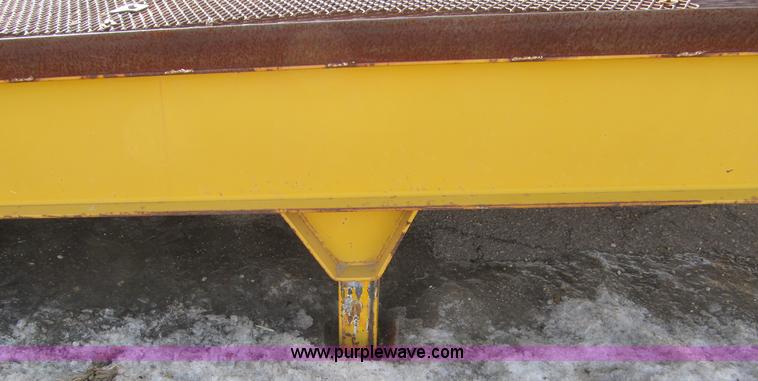 image for item A8071 Ledwell 25 portable loading dock ramp