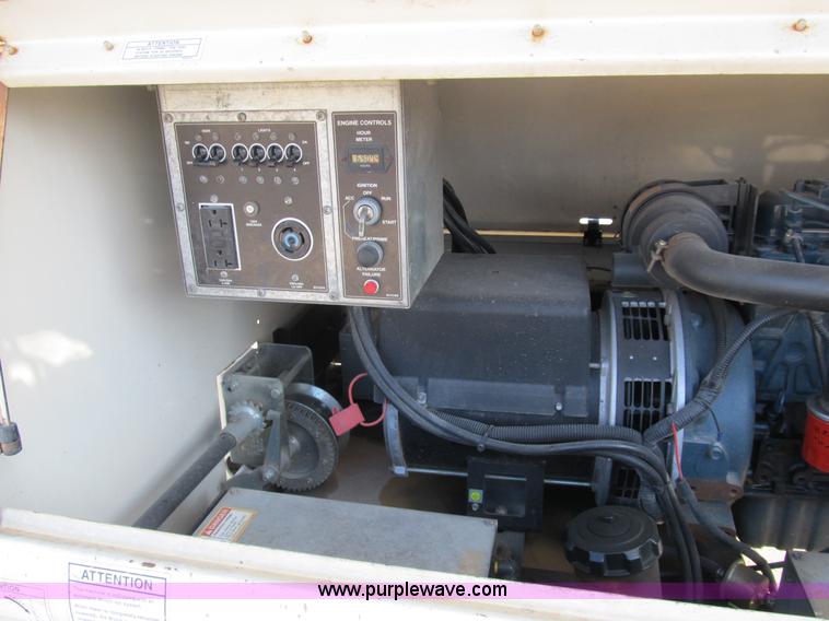 image for item B2606 2006 Amida AL4000 light tower/generator