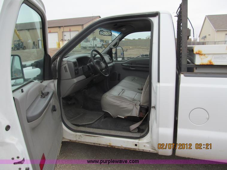 image for item B5099 2000 Ford F250 XL Super Duty pickup truck