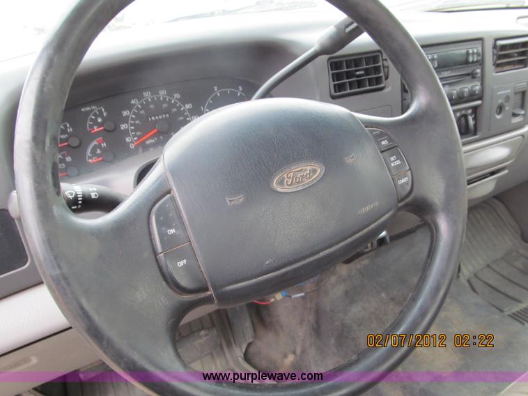 image for item B5099 2000 Ford F250 XL Super Duty pickup truck