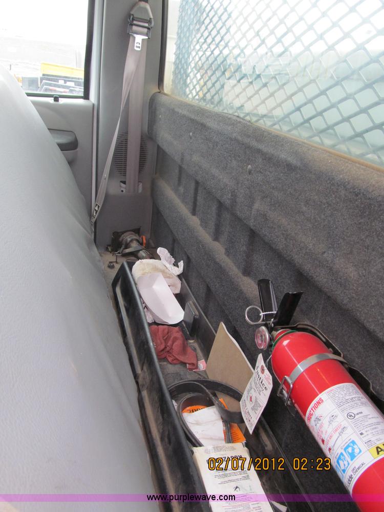 image for item B5099 2000 Ford F250 XL Super Duty pickup truck