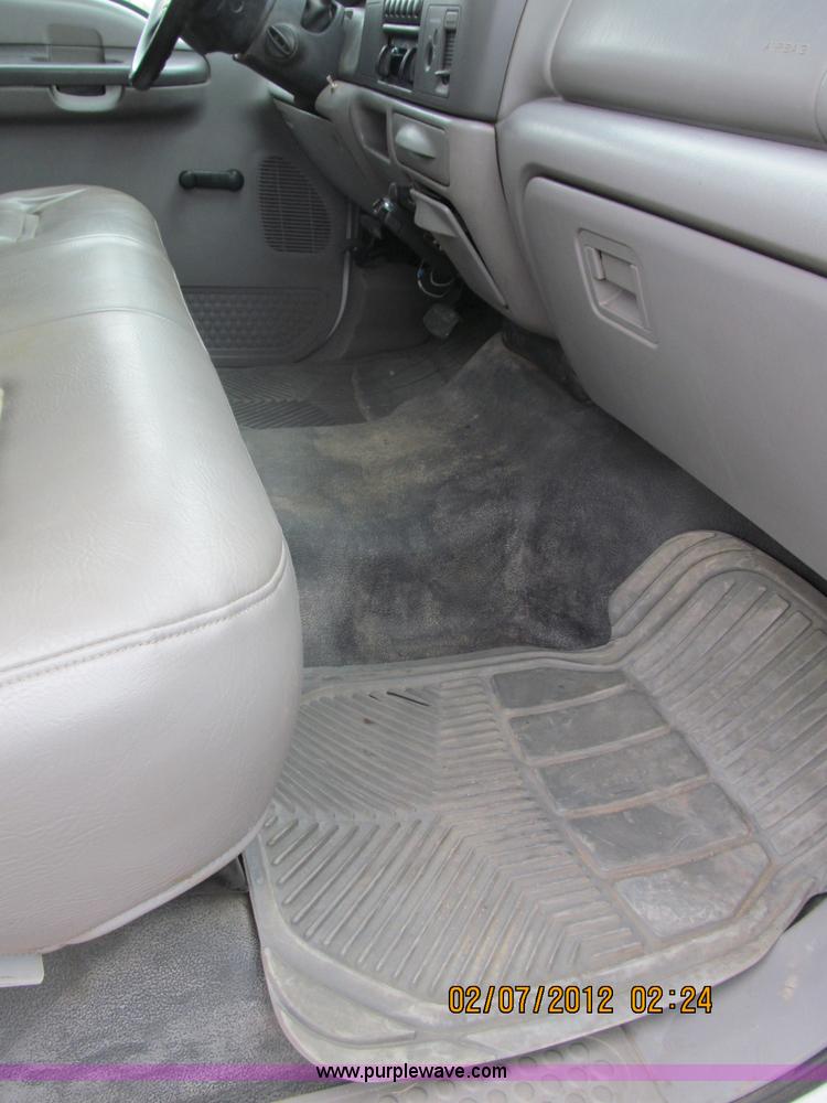 image for item B5099 2000 Ford F250 XL Super Duty pickup truck