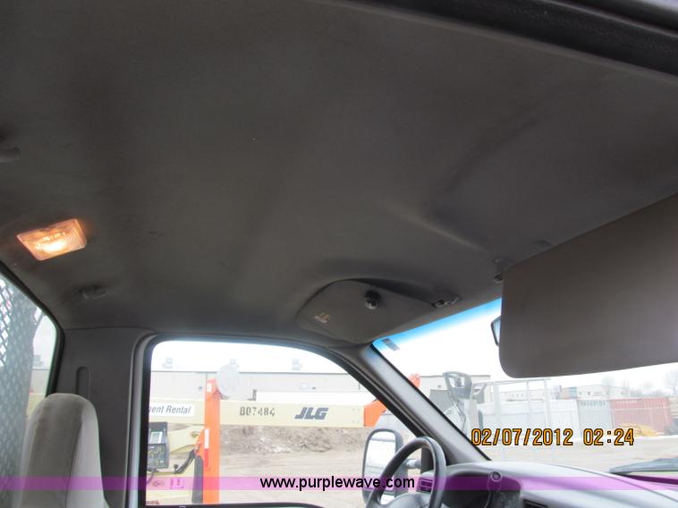 image for item B5099 2000 Ford F250 XL Super Duty pickup truck