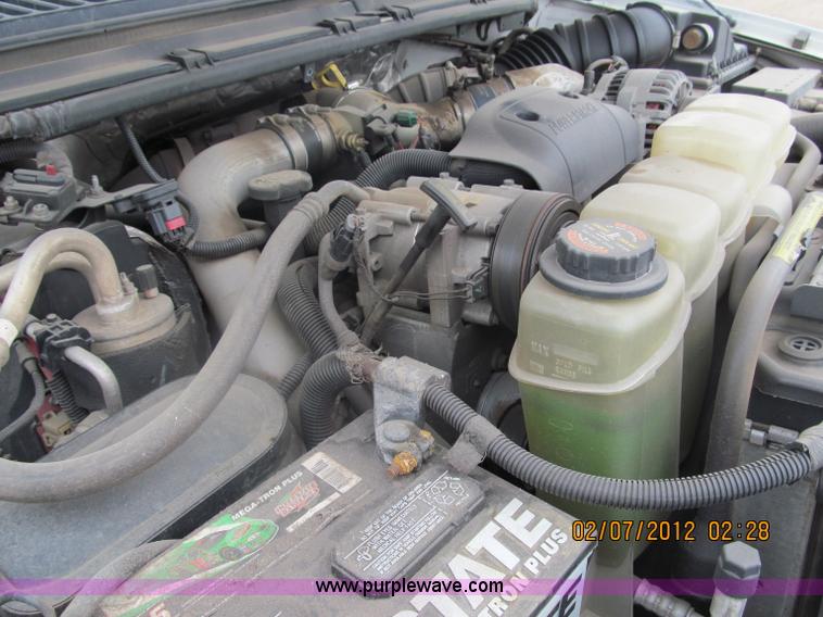 image for item B5099 2000 Ford F250 XL Super Duty pickup truck