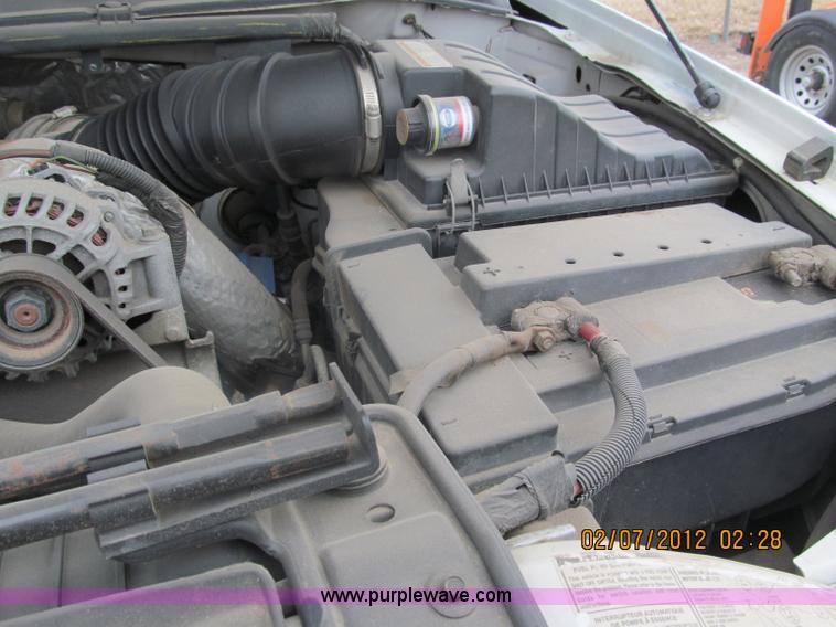 image for item B5099 2000 Ford F250 XL Super Duty pickup truck