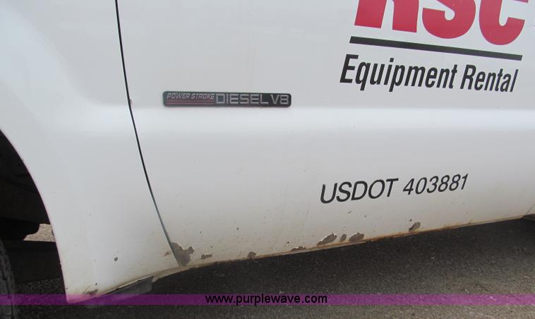 image for item B5099 2000 Ford F250 XL Super Duty pickup truck